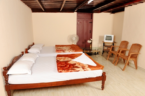 Puthussery-Homestay-Munnar