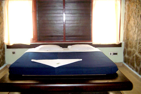 Mountian-Woods-Homestay-Munnar